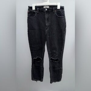 Abercrombie & Fitch
The Ankle Straight
Ultra High Rise
Curve Love